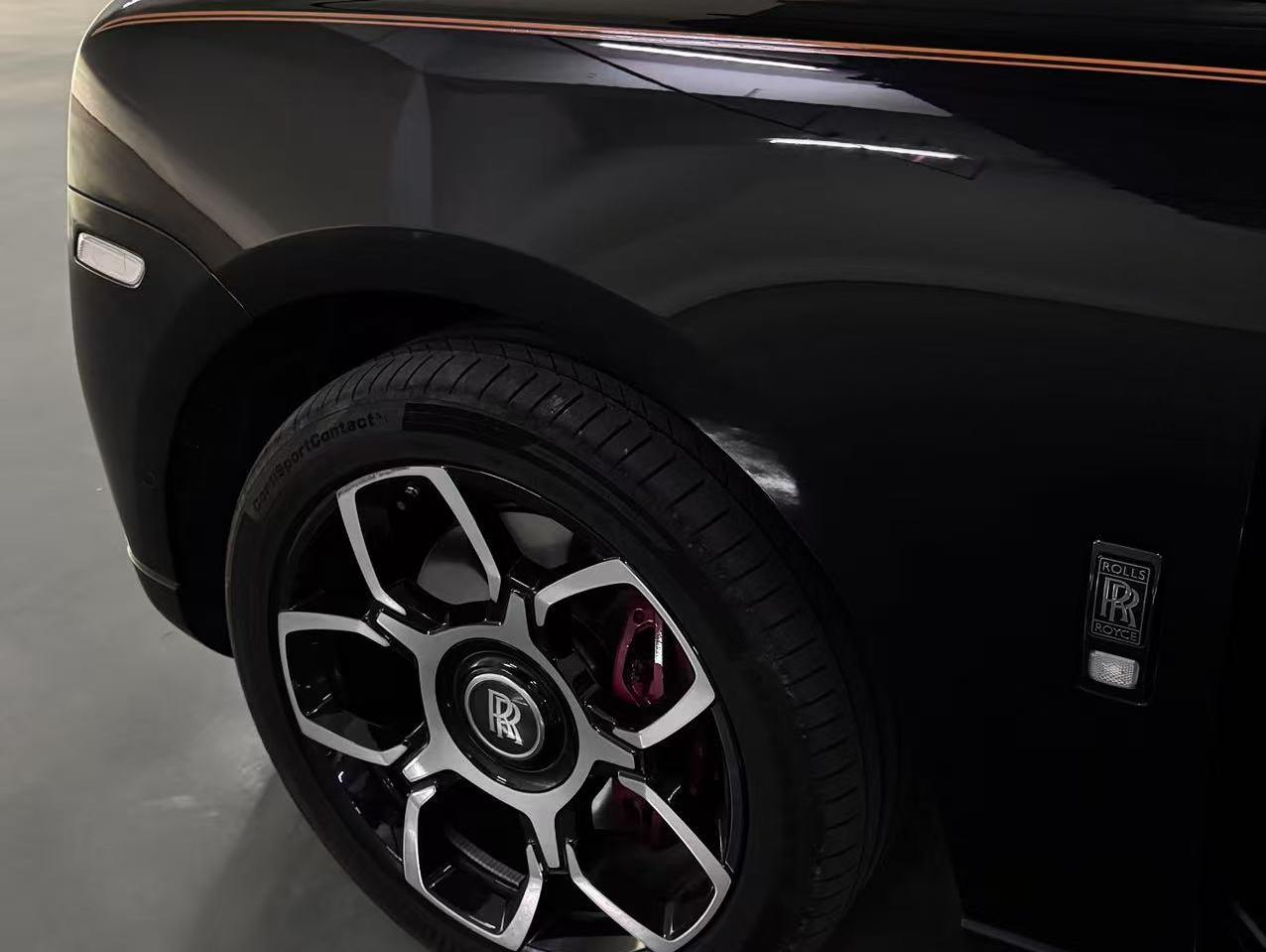 二手劳斯莱斯 库里南 黑色/橙色 2020款 Black Badge