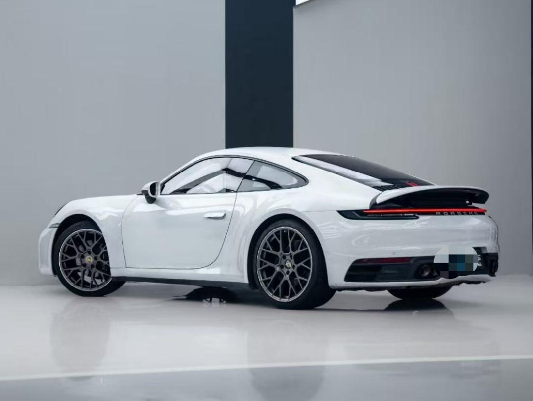 二手保时捷 911 白色/红色 2020款 Carrera 3.0T