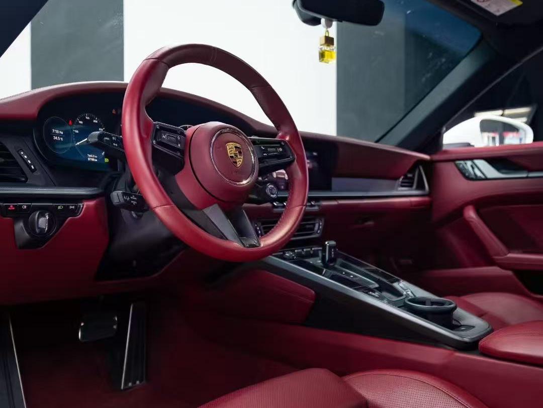 二手保时捷 911 白色/红色 2020款 Carrera 3.0T