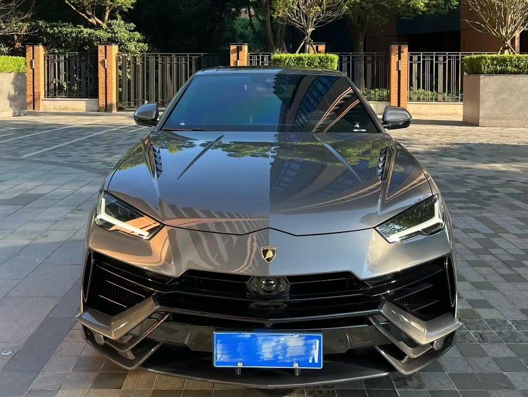 二手兰博基尼 Urus 灰色/黑橙 URUS Performante  中规版