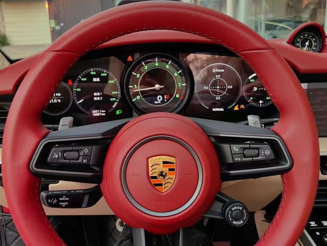 二手保时捷 911 红色/米色 2020款Targa 4S 3.0T Heritage Desian 特别版