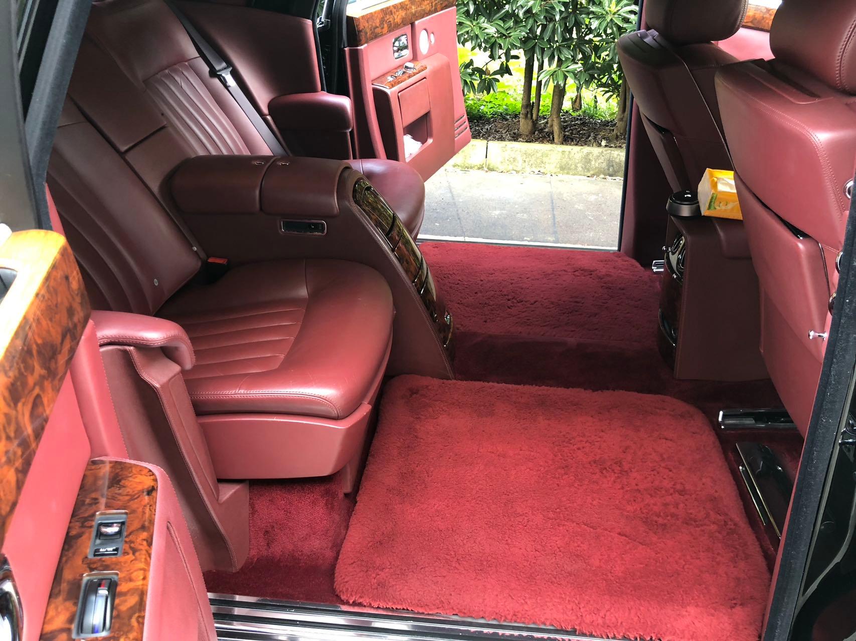 二手劳斯莱斯 幻影 黑色/红色 2013款 6.7L 加长版EWB