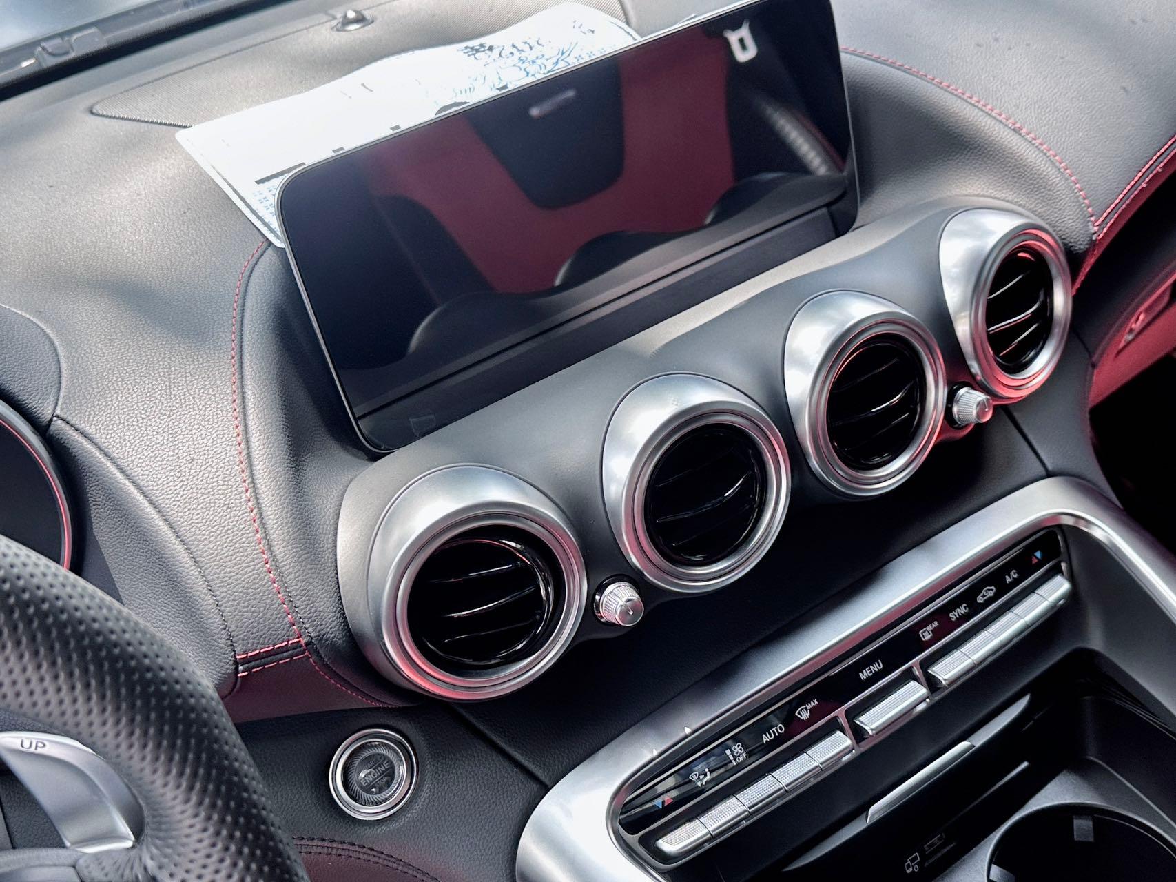 二手奔驰 AMG GT 月光石灰/黑/红双拼 2019款