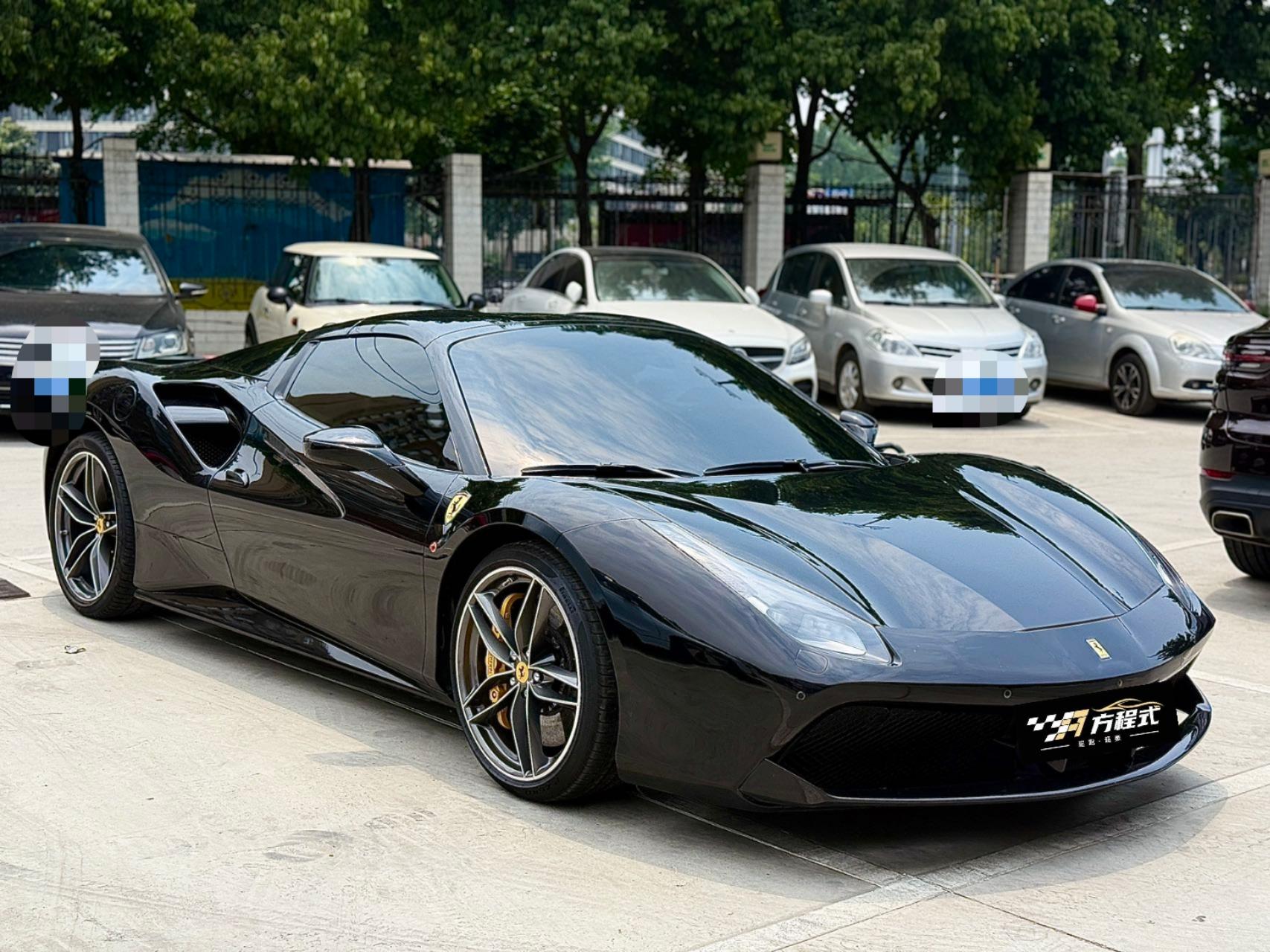 二手法拉利 488 黑色/黑色 2015款 488 Spider