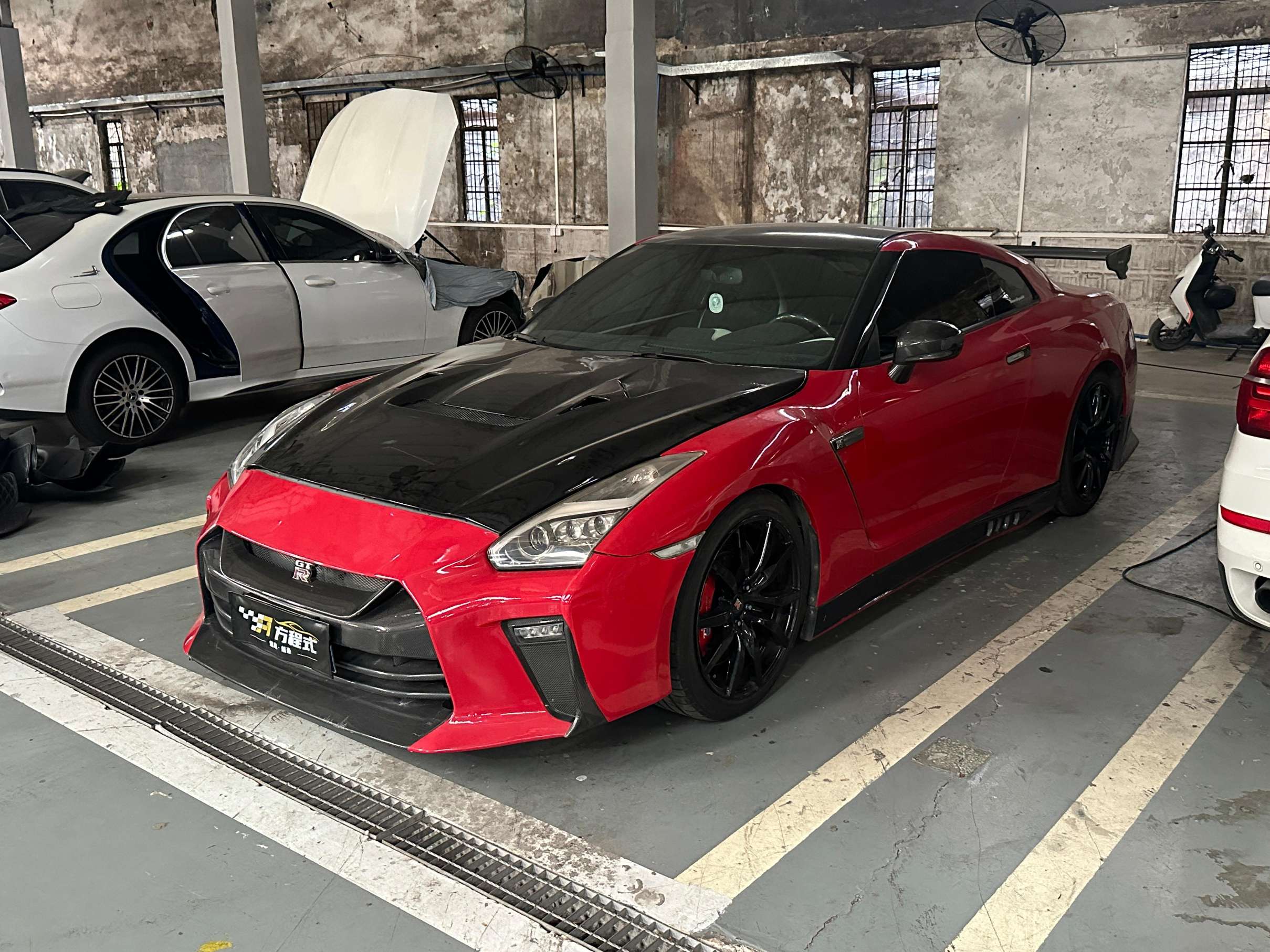 二手日产 GT-R 黑色/黑色 美规版