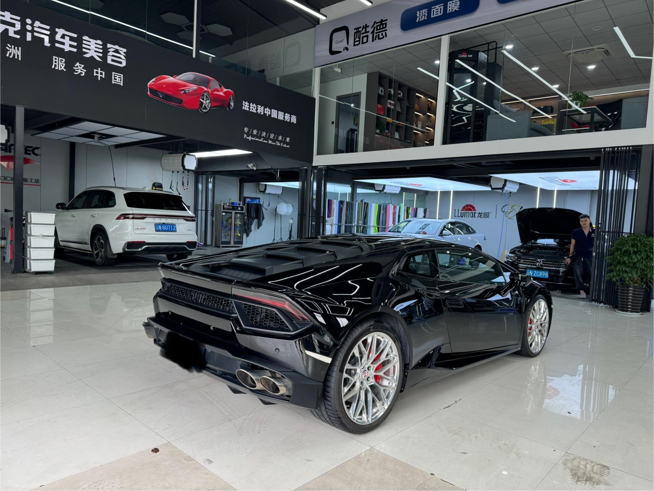 二手兰博基尼 Huracán 黑色/黑色 2016款 Huracán LP580-2