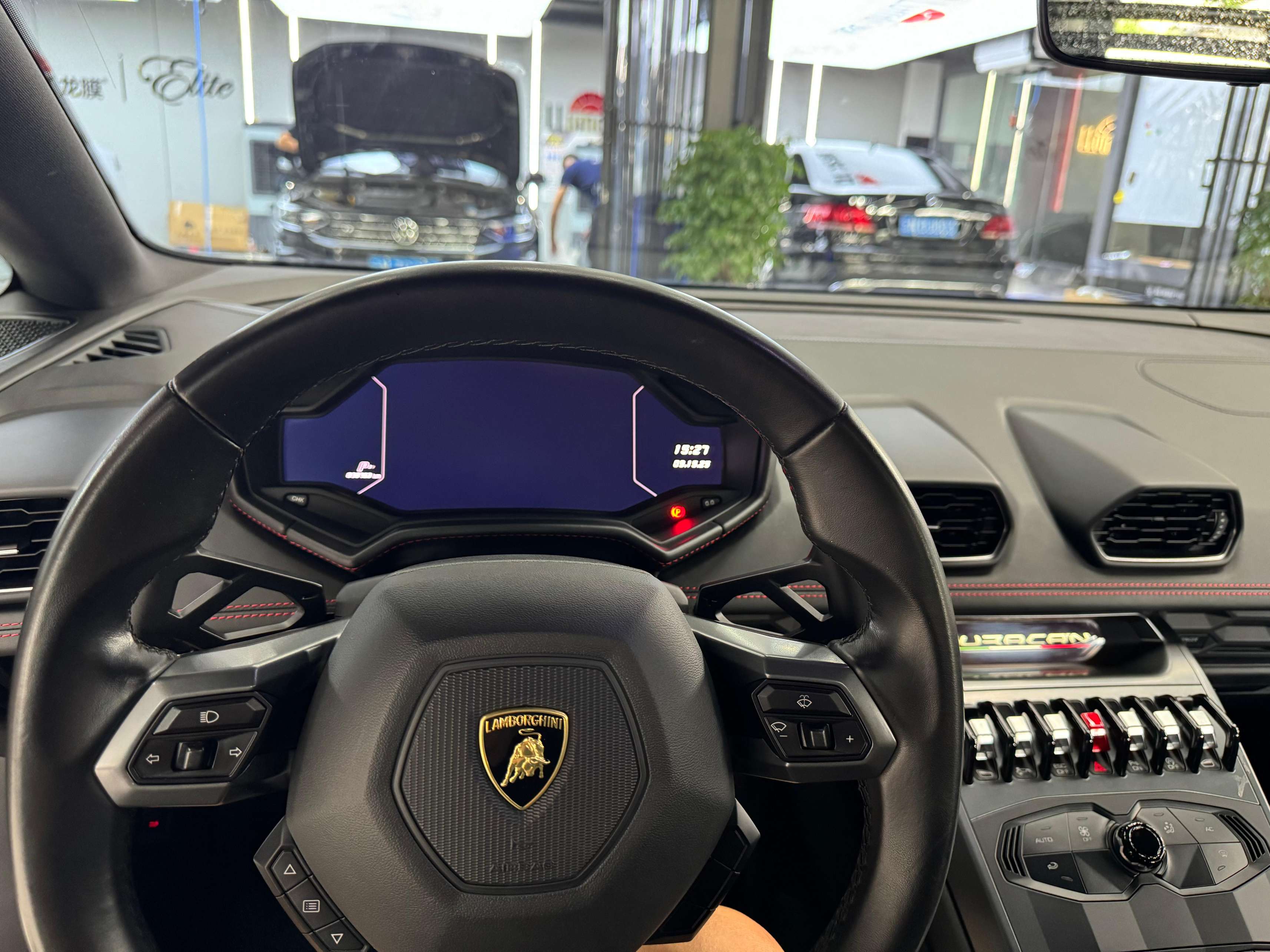 二手兰博基尼 Huracán 黑色/黑色 2016款 Huracán LP580-2