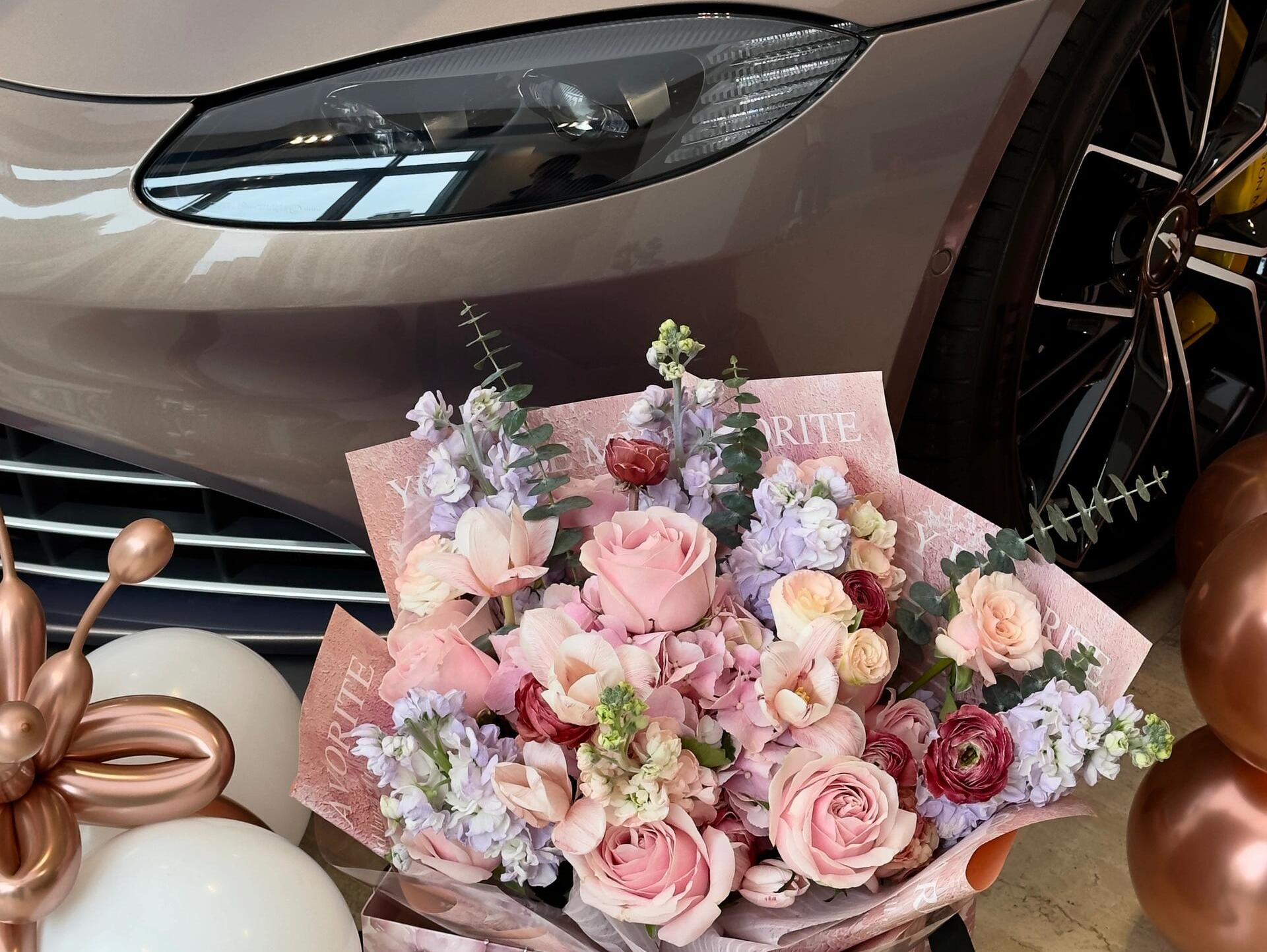 二手阿斯顿·马丁 V8 Vantage 尚格嫣/红色 2023款 4.0T V8 Coupe