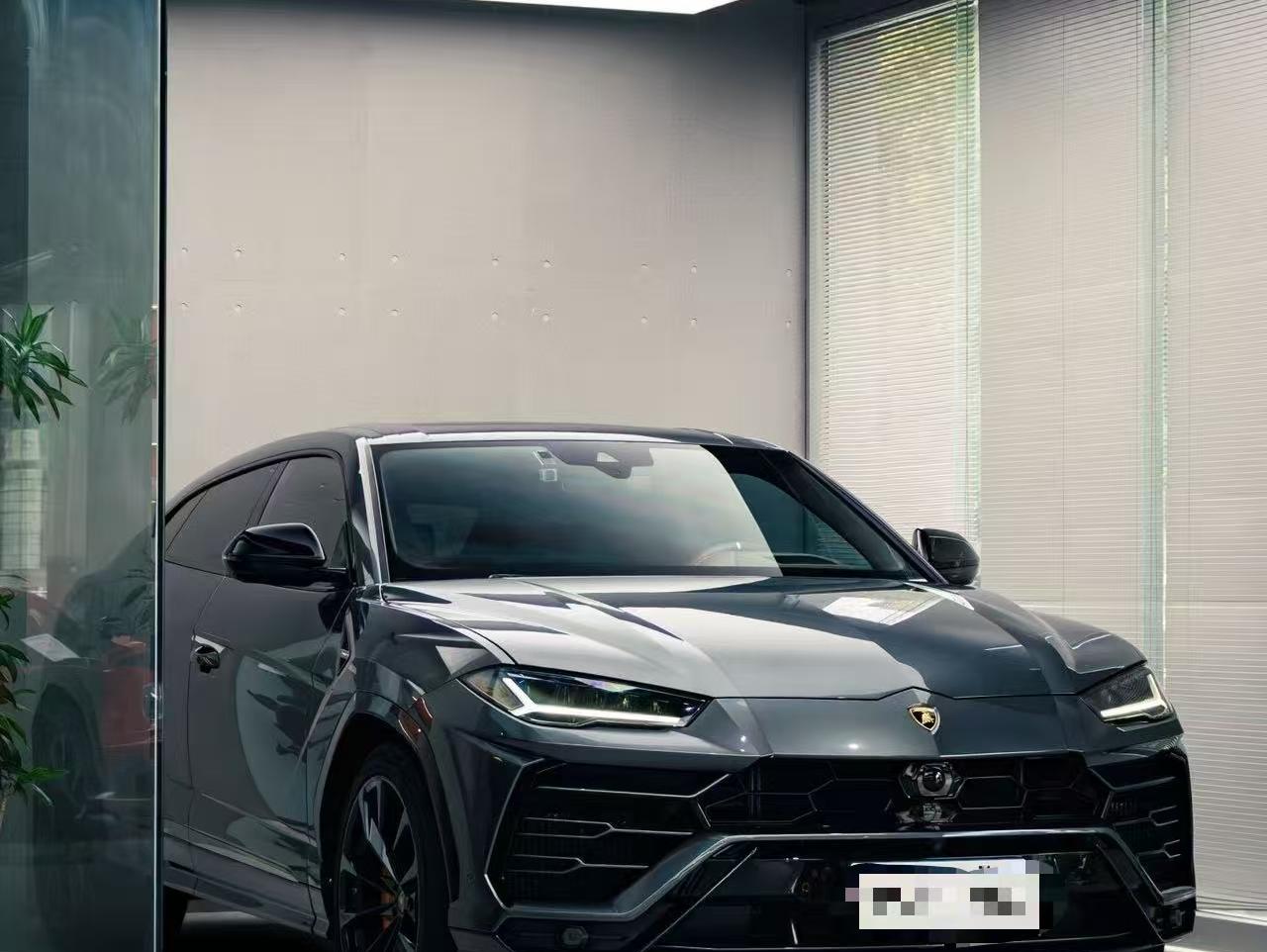 二手兰博基尼 Urus 深灰色/棕色 2021款 4.0T V8