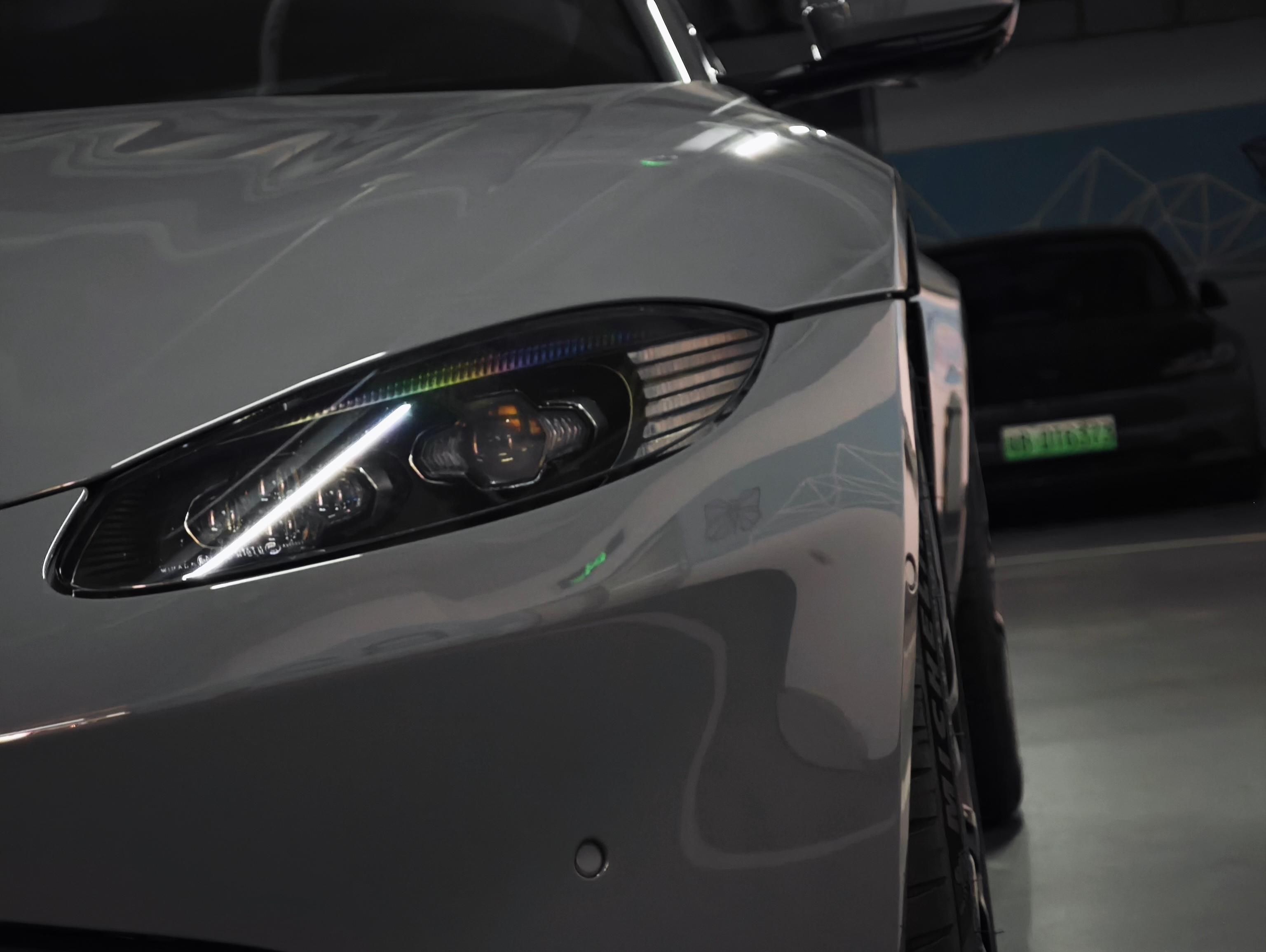 二手阿斯顿·马丁 V8 Vantage 灰色/黑色 2022款 4.0T V8 Coupe