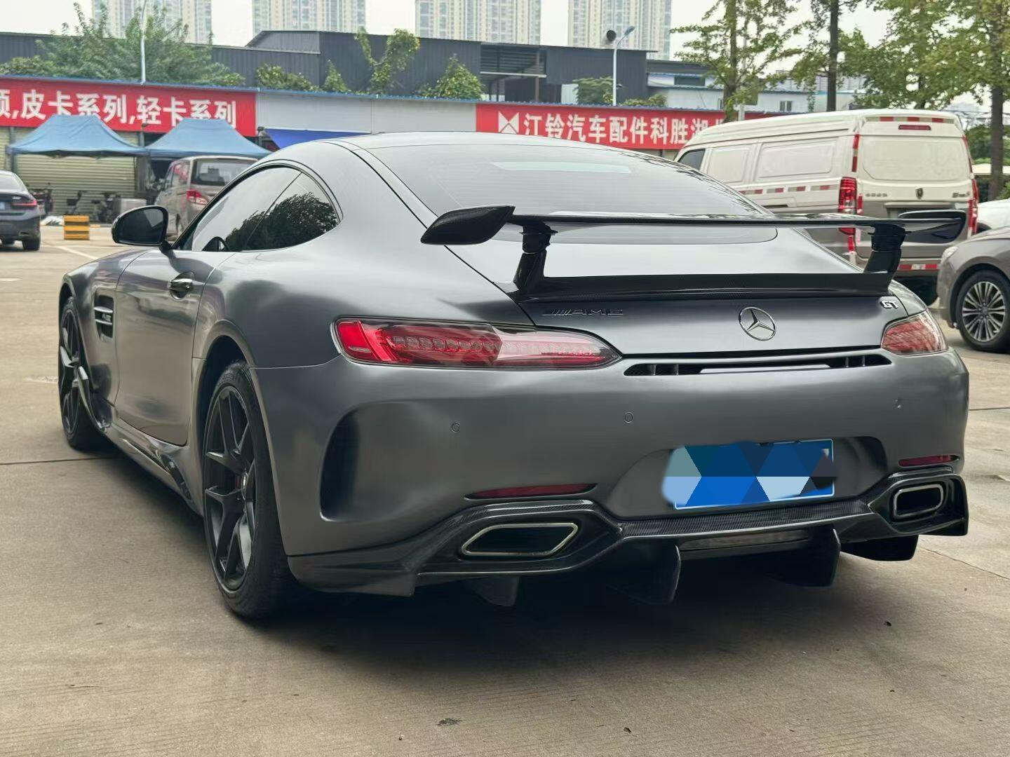 二手奔驰 AMG GT 银灰色/红色 2017款