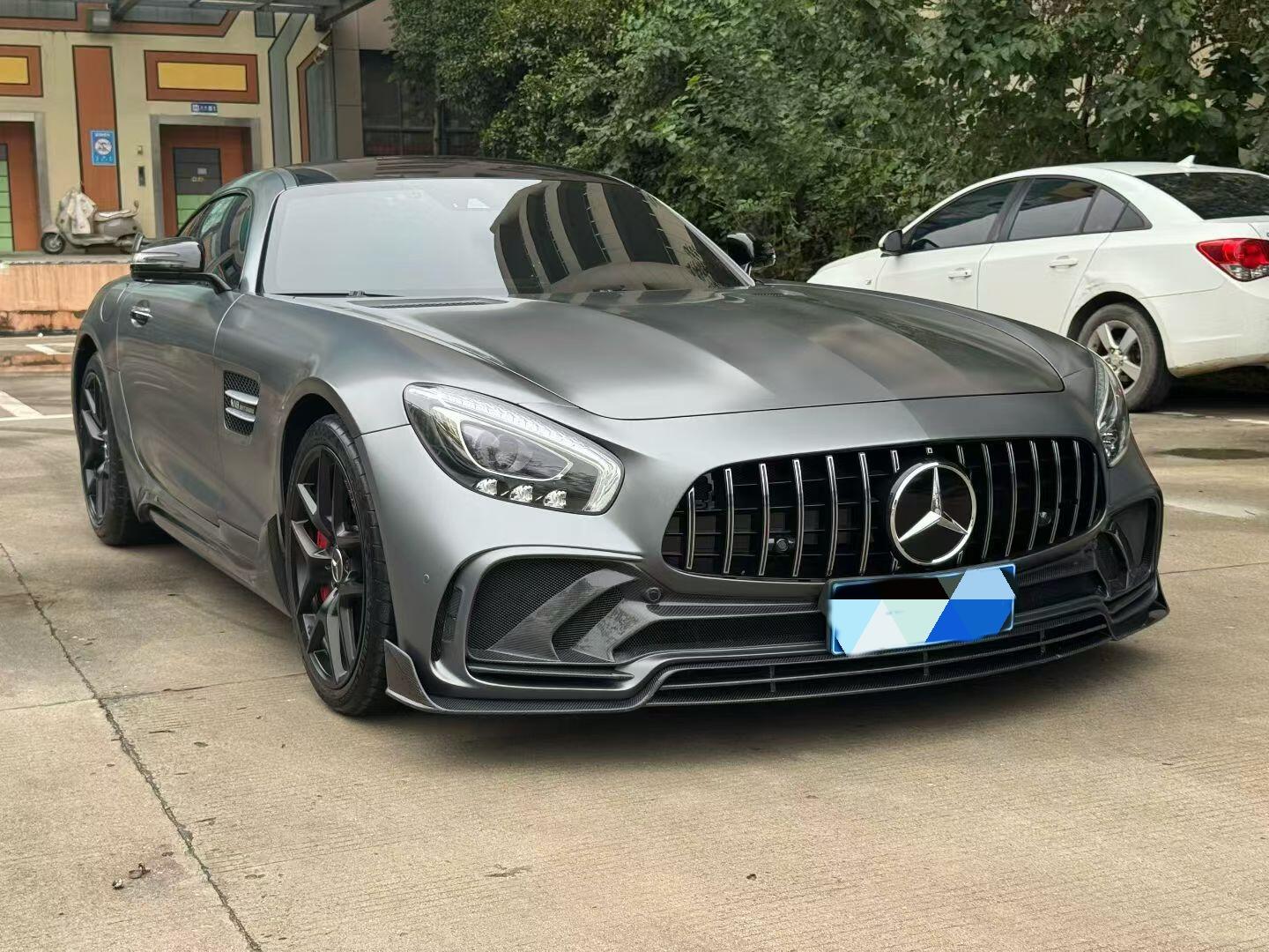 二手奔驰 AMG GT 银灰色/红色 2017款