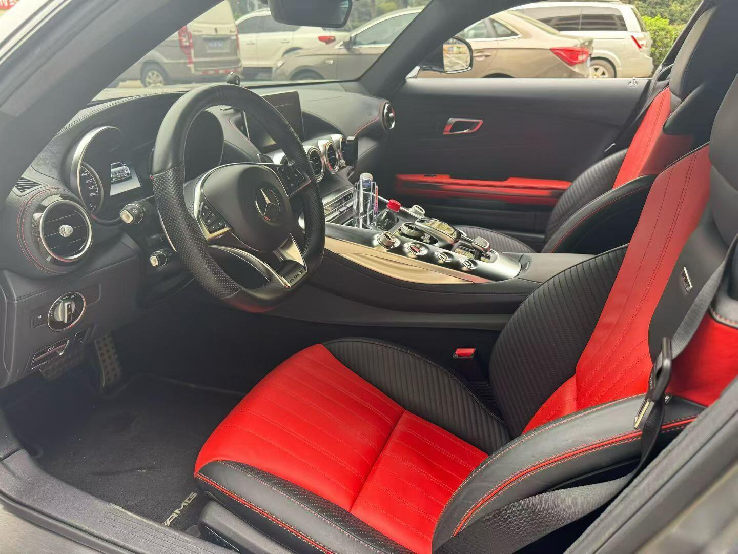 二手奔驰 AMG GT 银灰色/红色 2017款
