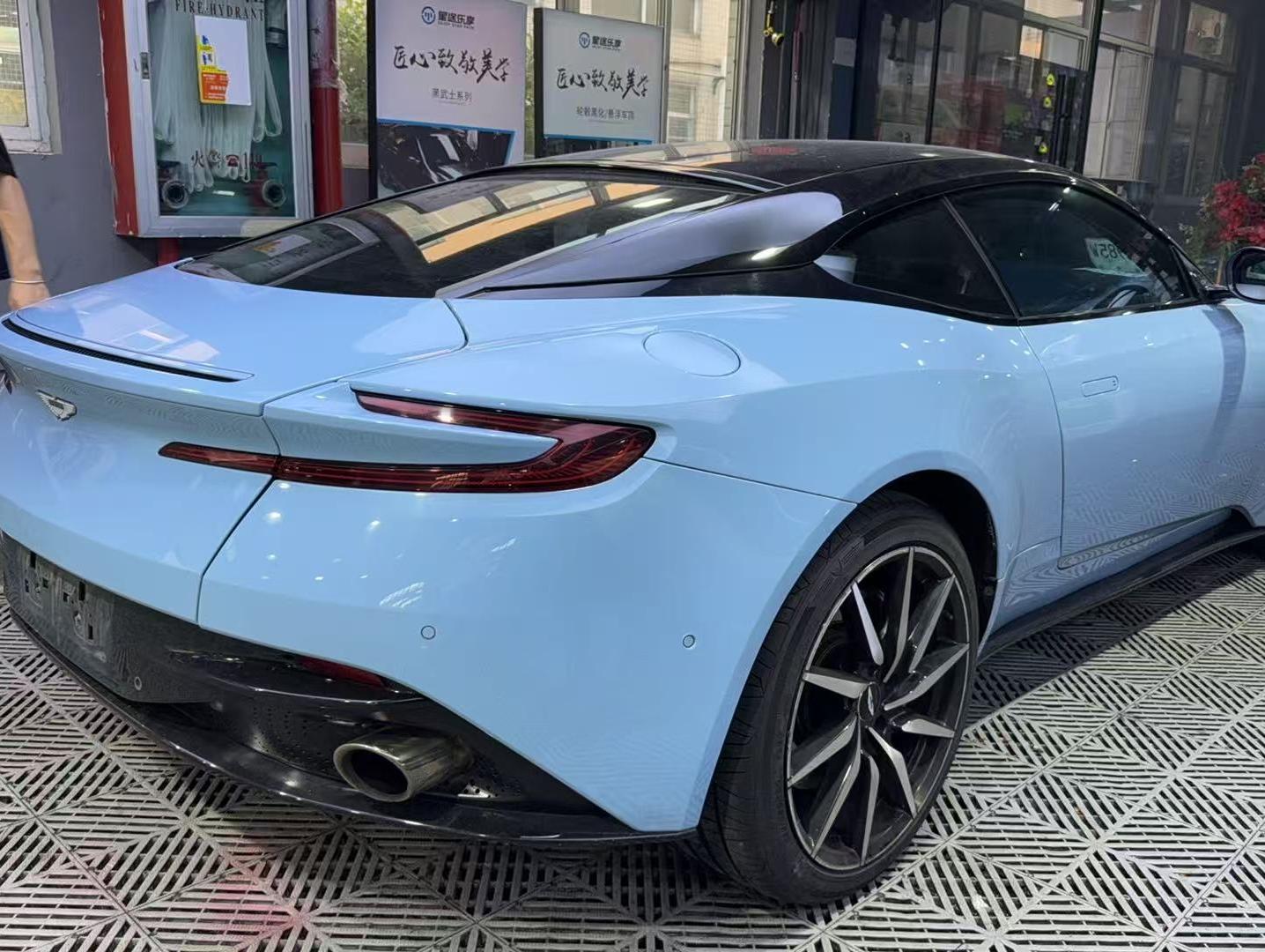 二手阿斯顿·马丁 DB11 蓝色/蓝色 2019款 4.0T V8 Coupe