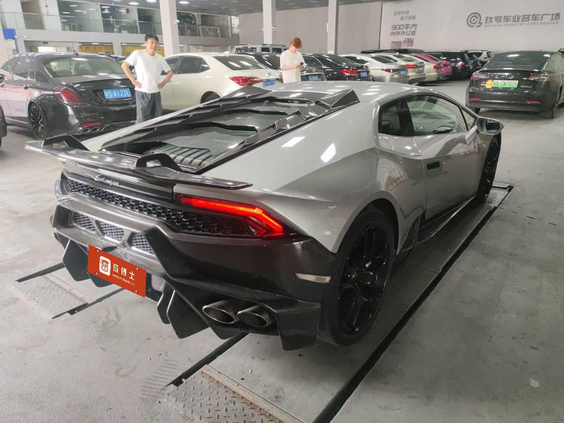 二手兰博基尼 Huracán 银灰色/黑色 2016款 Huracán RWD Coupe
