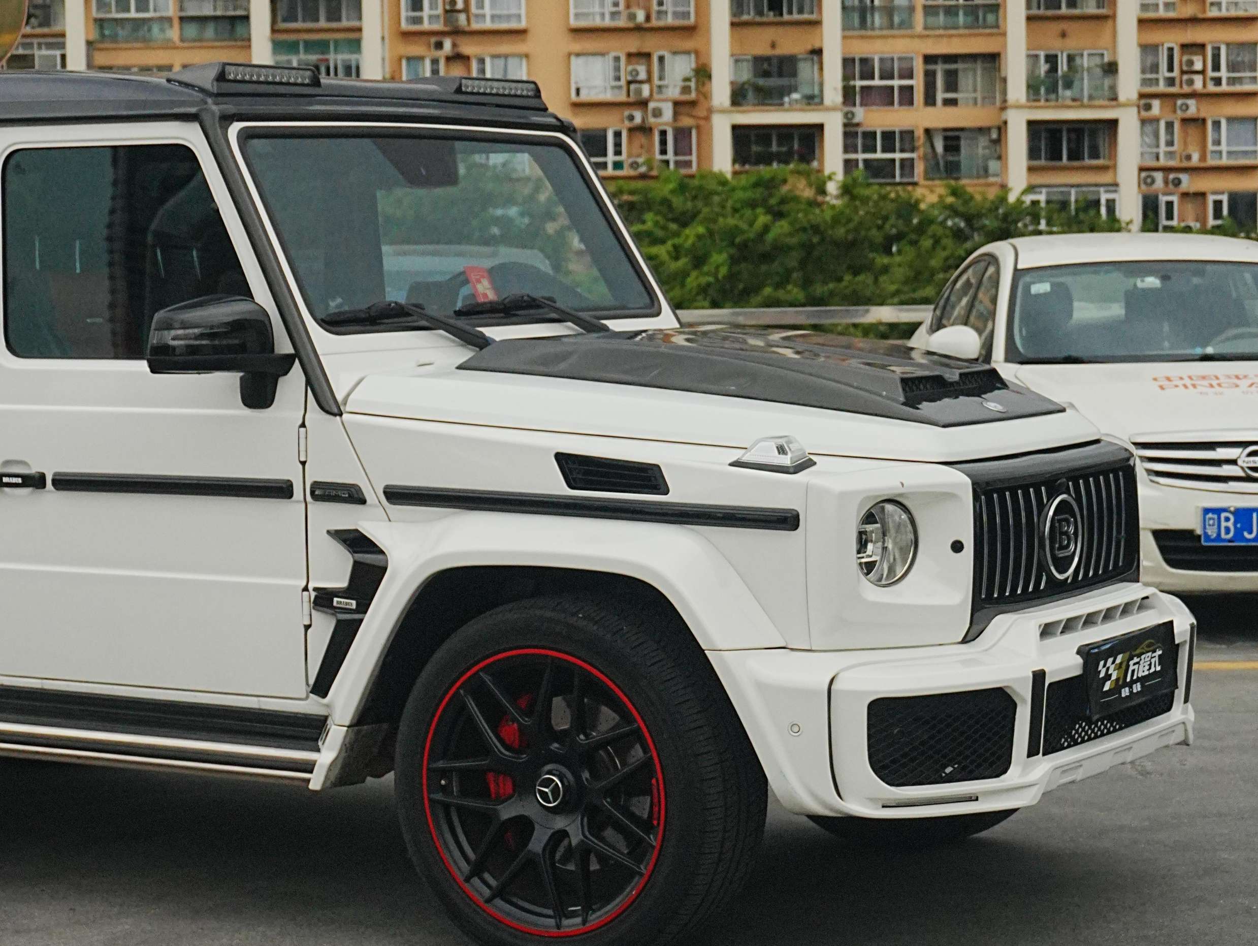 二手奔驰 G级AMG 白色/黑红 2018款 AMG G 63 典藏版