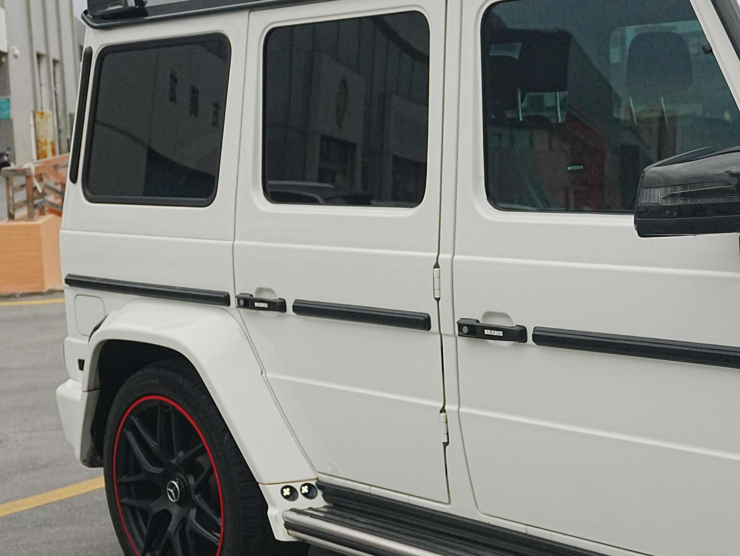 二手奔驰 G级AMG 白色/黑红 2018款 AMG G 63 典藏版