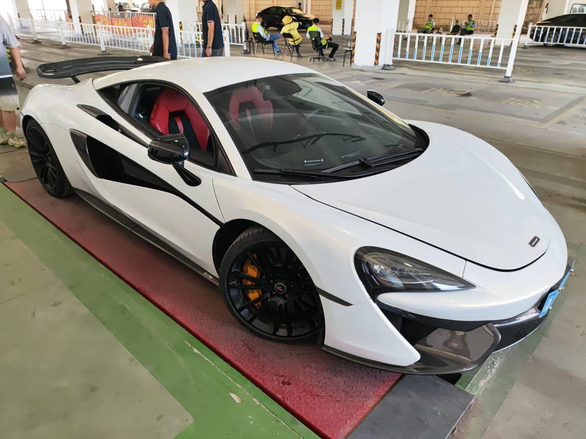 二手迈凯伦 570S 黑色/灰色 2015款 570S 3.8T Coupe