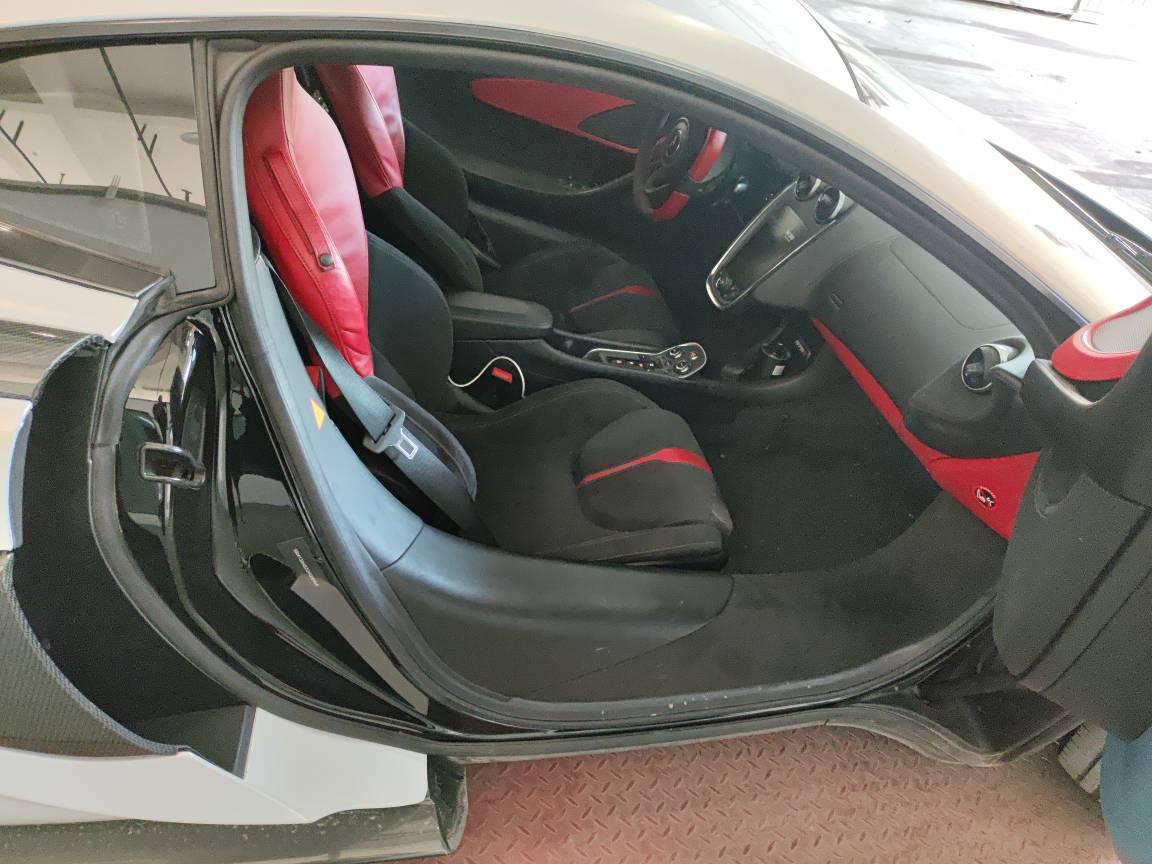 二手迈凯伦 570S 黑色/灰色 2015款 570S 3.8T Coupe