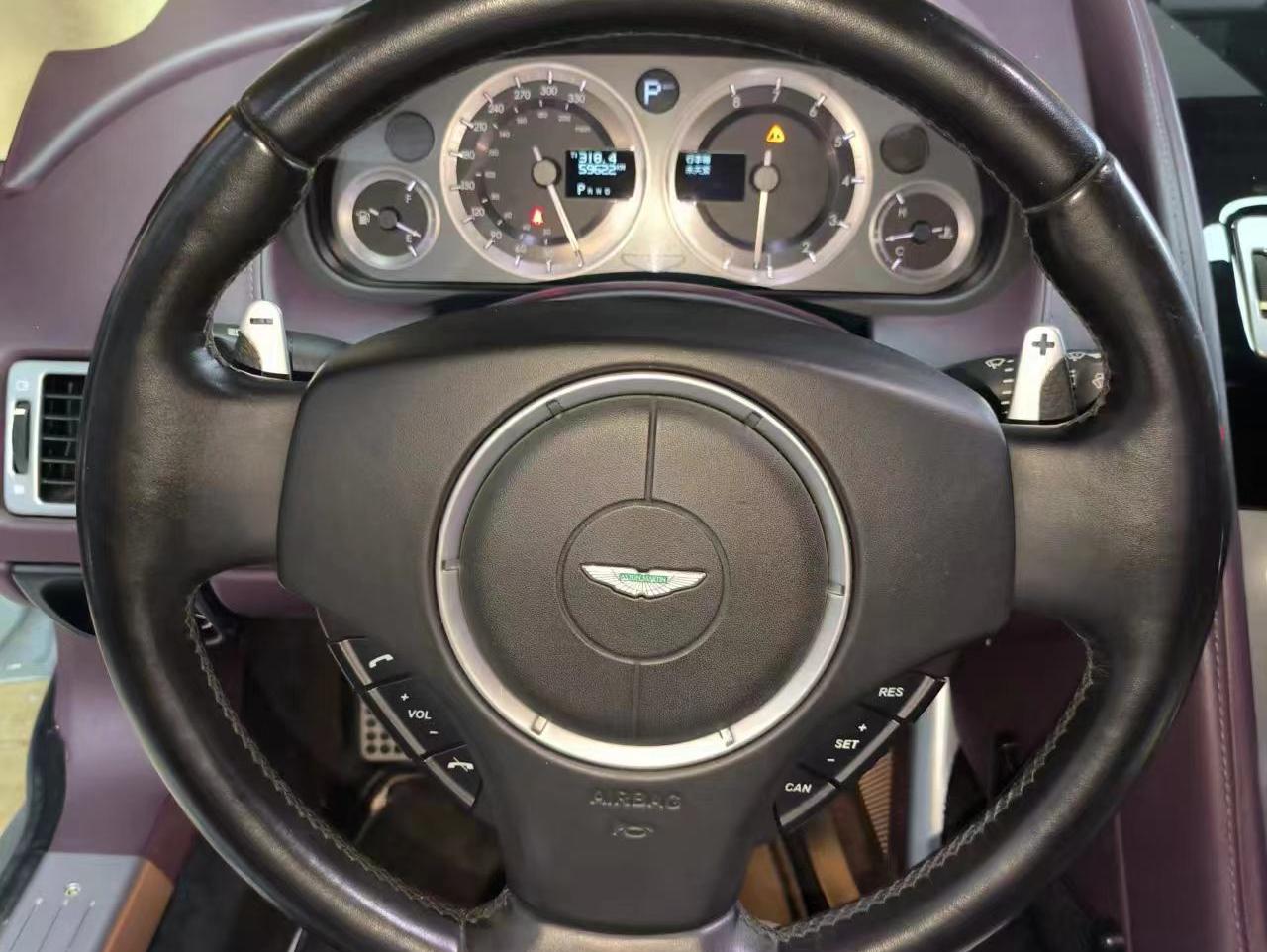 二手阿斯顿·马丁 Rapide 银色/紫色  2013款 6.0L S