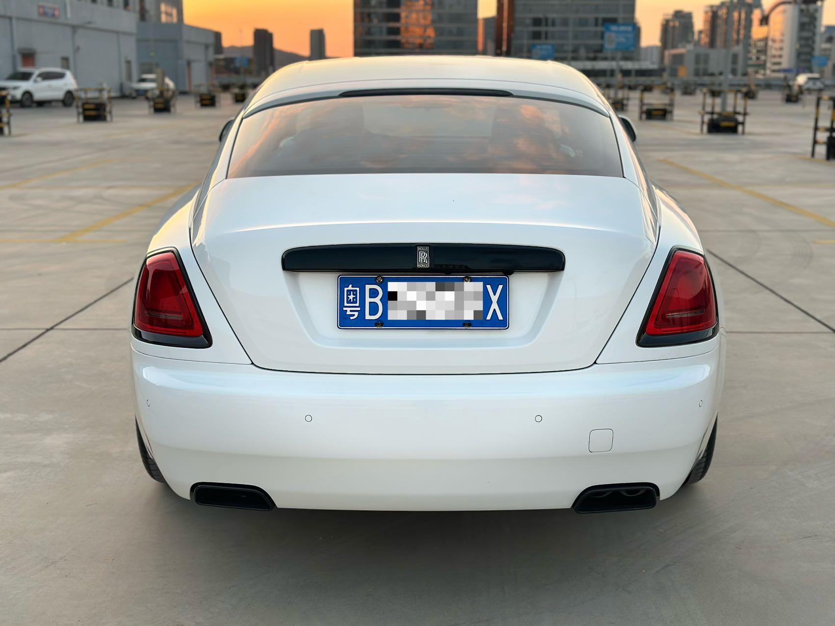 二手劳斯莱斯 魅影 白色/红色 2018款 6.6T 标准型