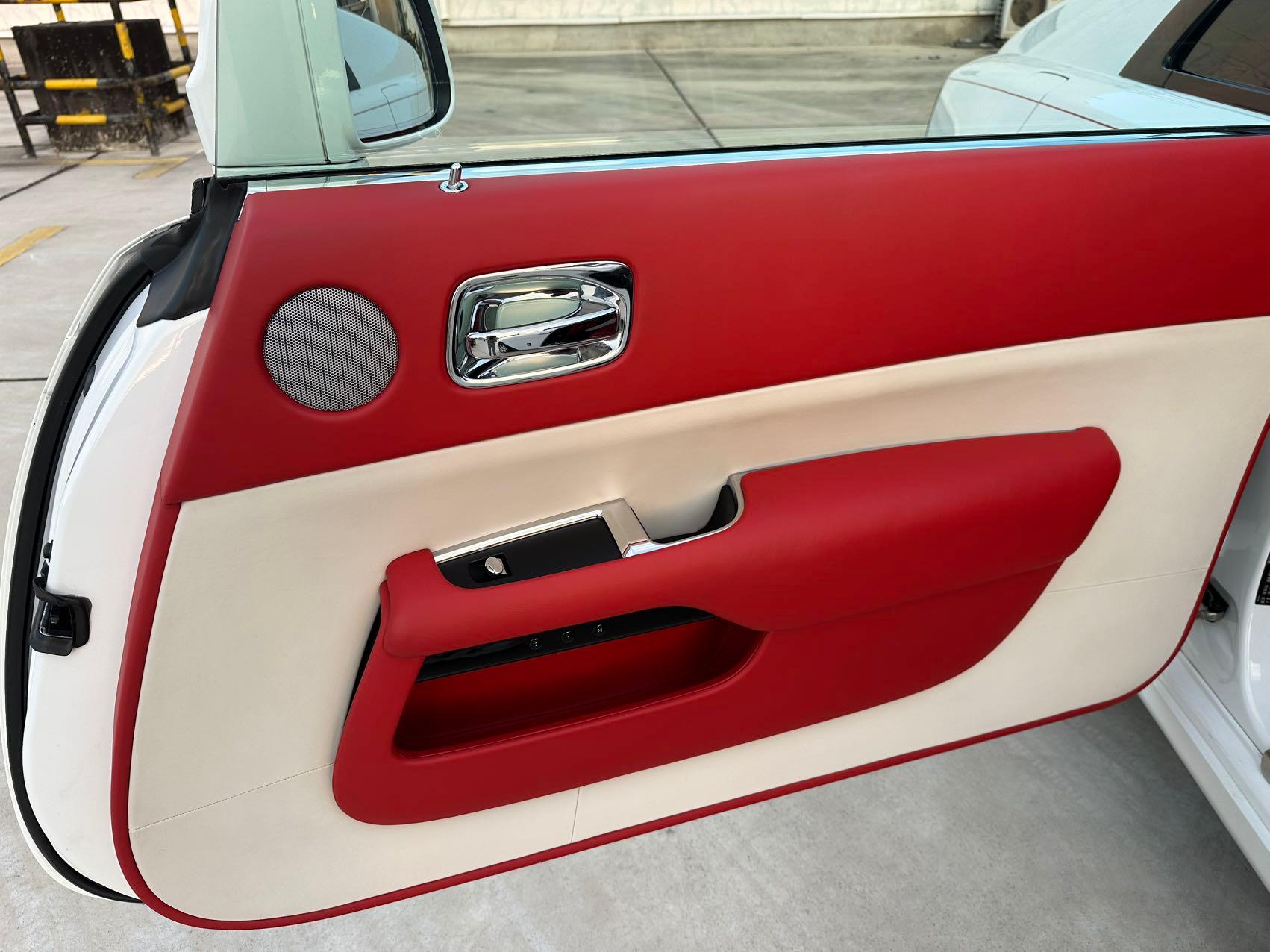 二手劳斯莱斯 魅影 白色/红色 2018款 6.6T 标准型