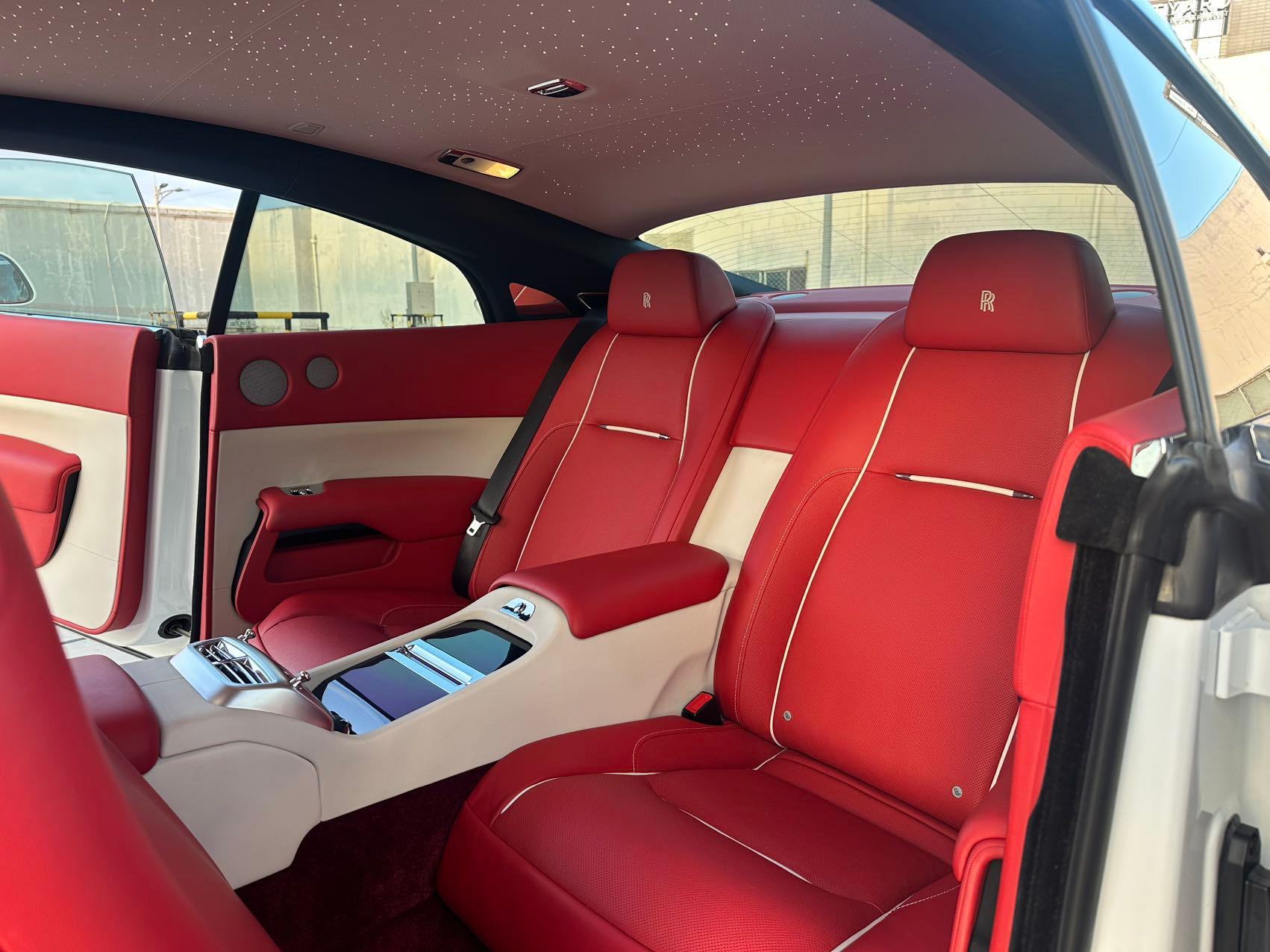 二手劳斯莱斯 魅影 白色/红色 2018款 6.6T 标准型