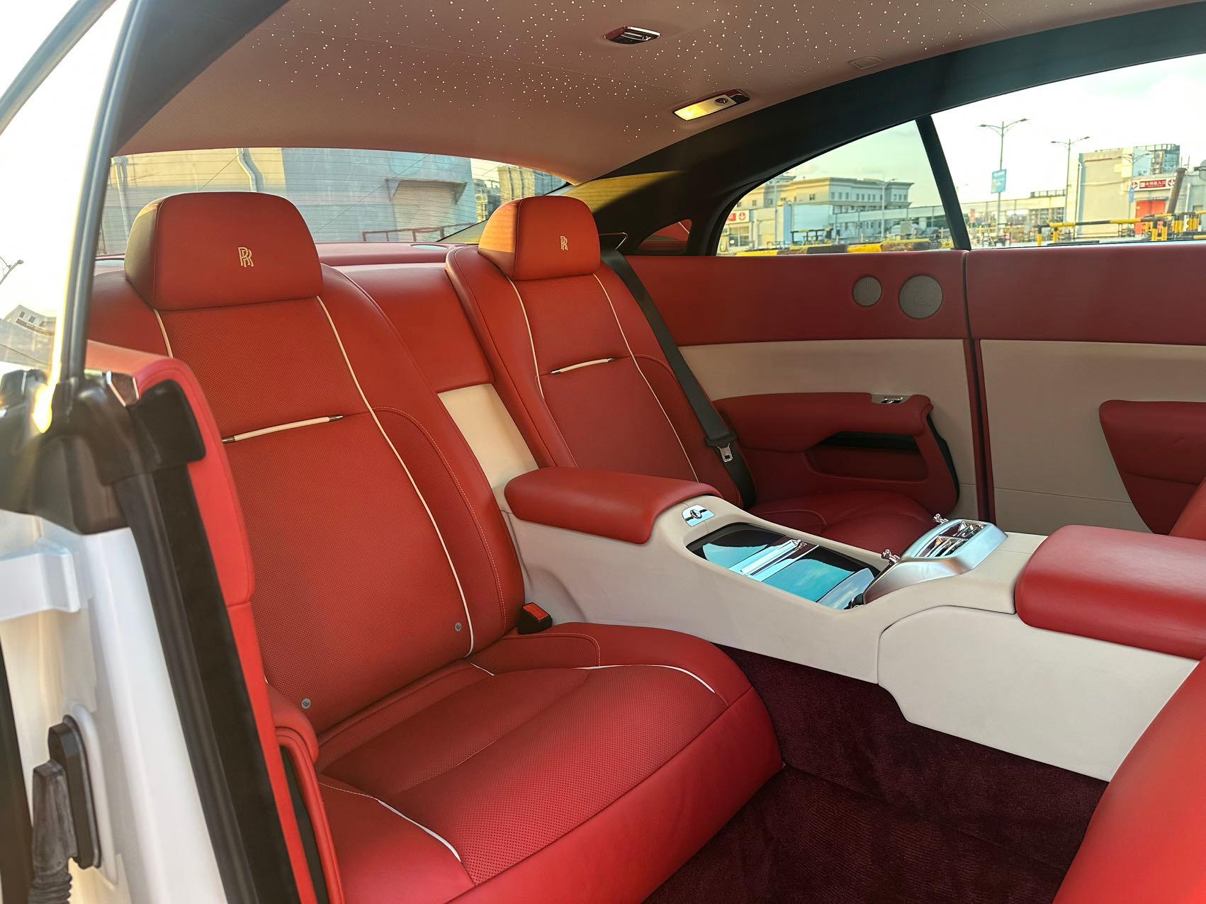 二手劳斯莱斯 魅影 白色/红色 2018款 6.6T 标准型