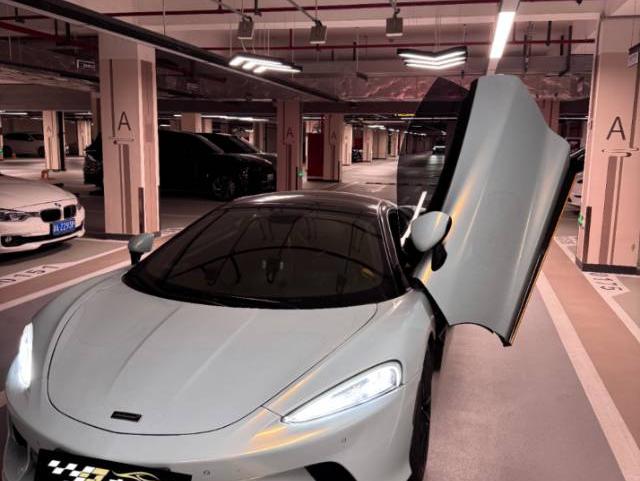 二手迈凯伦 迈凯伦GT 黑色/黑色 2022款 4.0T 先锋版