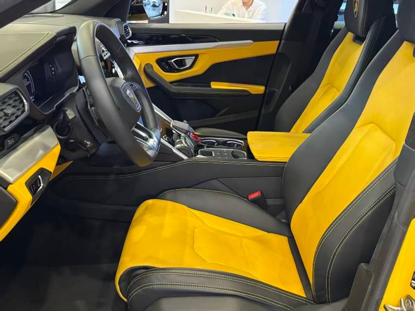 二手兰博基尼 Urus 黄色/黄色 2021款 4.0T V8