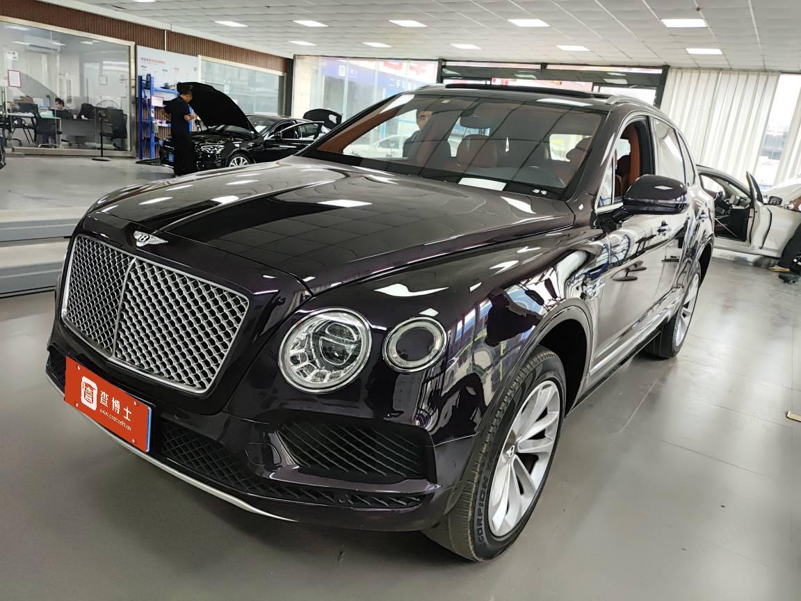 二手宾利 添越 蔚蓝紫/棕色 2016款 6.0T 标准版