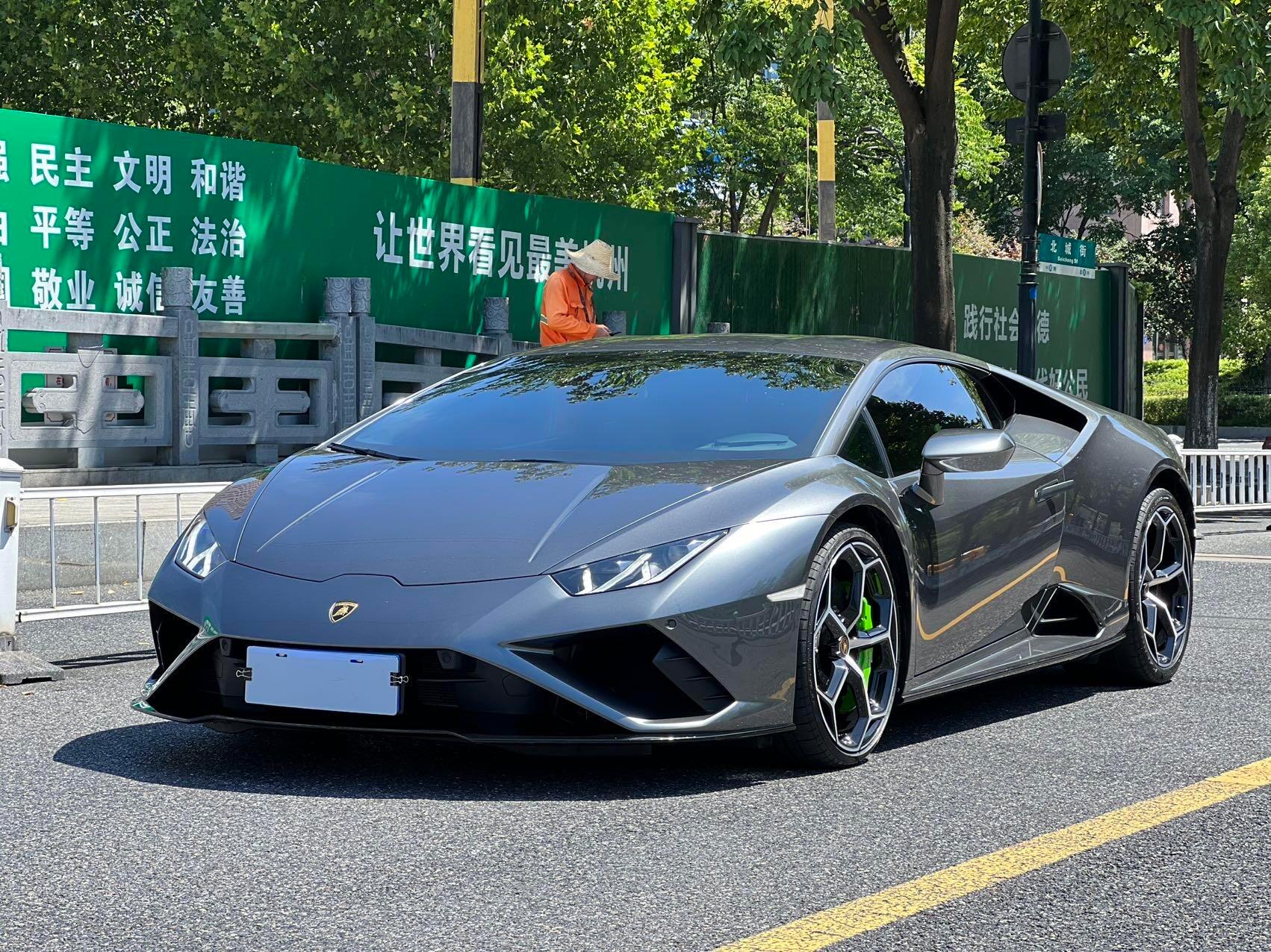 二手兰博基尼 Huracán 银灰色/绿色 2020款 Huracán EVO RWD