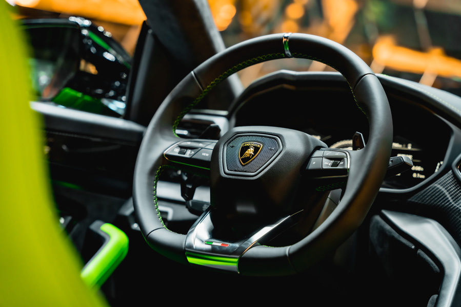 兰博基尼 Urus：作为 SUV 的超级跑车