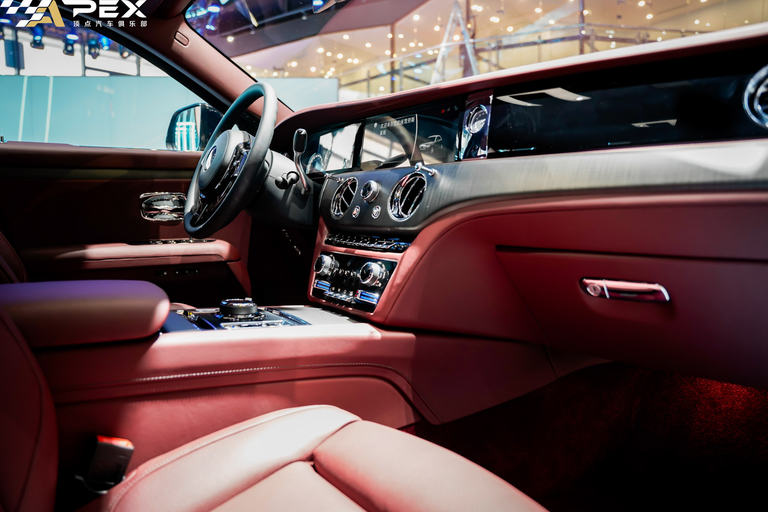 解读古思特:集相貌与能力于一身