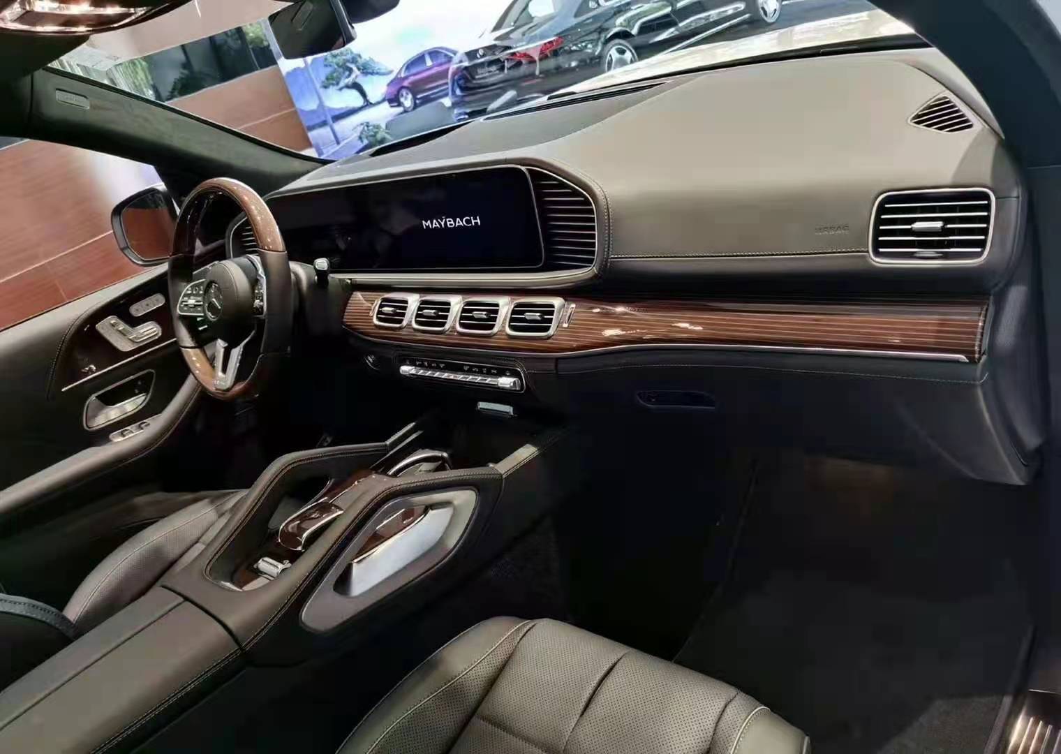 2021梅赛德斯-迈巴赫 GLS 600评测：是时候享受一下了