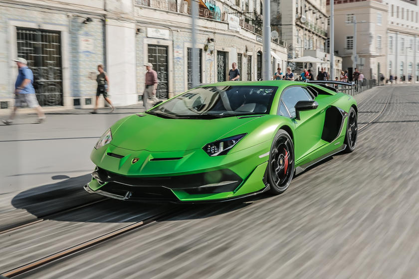 兰博基尼结束 Aventador 的销售