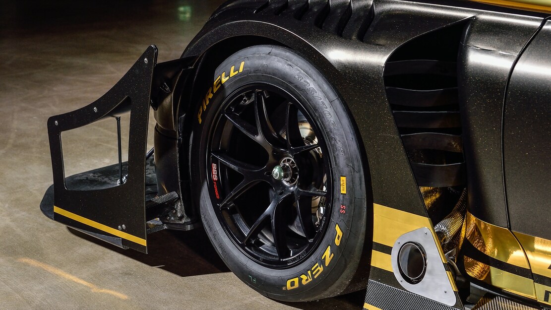 来自地狱的宾利欧陆 GT3 Pikes Peak