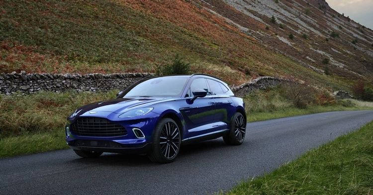 中国获得配备 Merc-AMG E53 发动机的全新阿斯顿马丁 DBX
