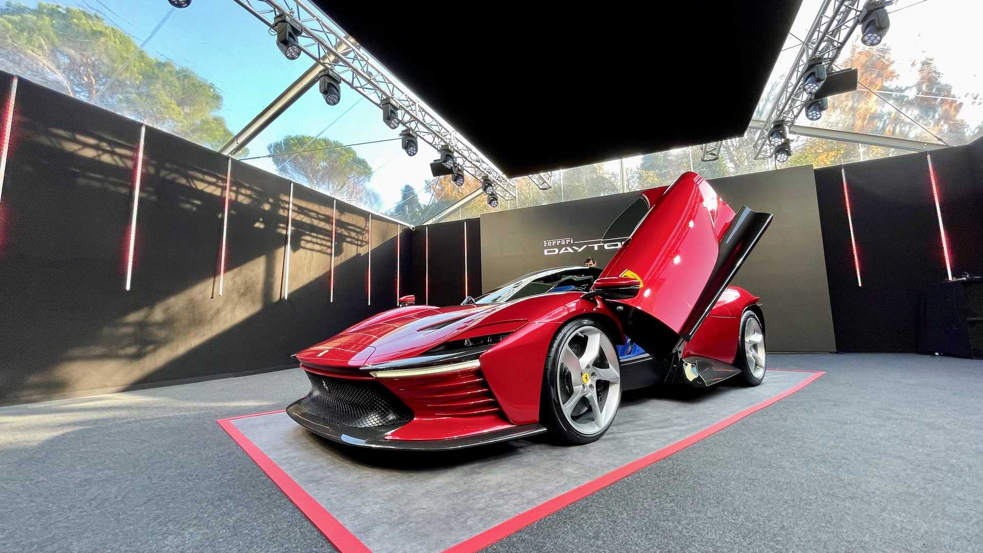 纯粹的V12 法拉利Daytona SP3官图发布