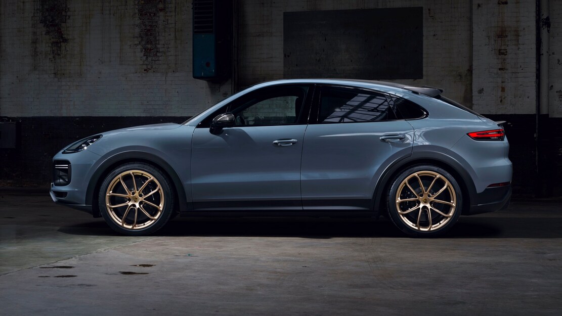 保时捷准备推出旗舰SUV，取代当前的Cayenne