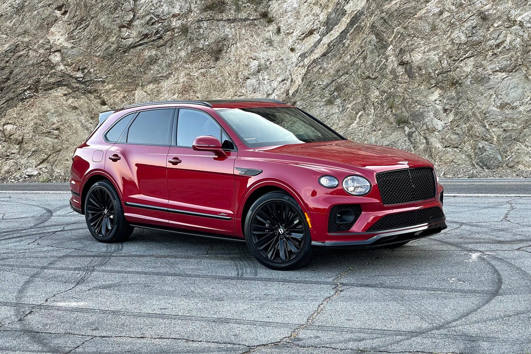 2021宾利添越 Speed 评测:绝对动力