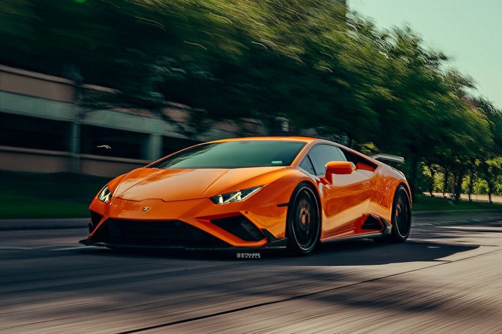 兰博基尼 Huracan Evo 变身为 STO 风格的赛道车