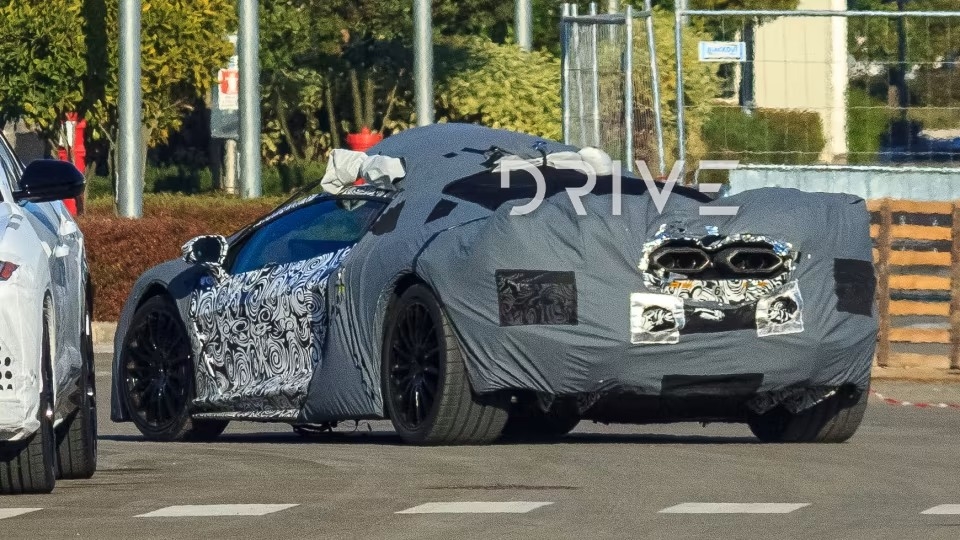 2023年兰博基尼Aventador的继任者谍照曝光