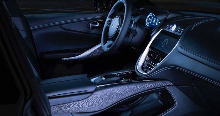 为什么阿斯顿马丁 DBX 是最好的豪华运动型 SUV