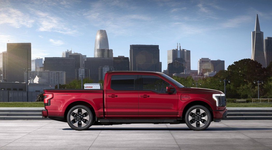 福特 F-150 Lightning卖超好，原厂急增双倍产能！