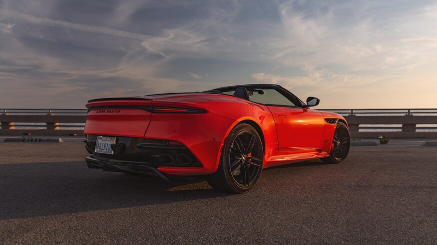 2022 阿斯顿·马丁阵容：Vantage、DBX 等的新功能