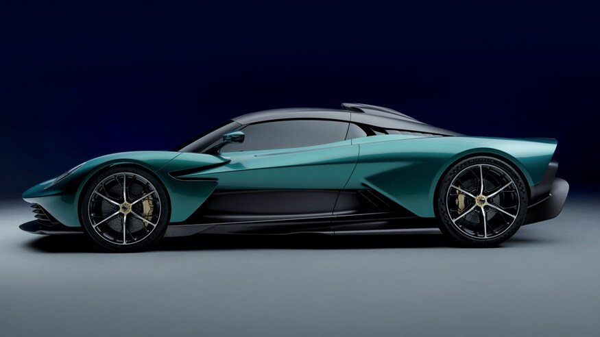2022 阿斯顿·马丁阵容：Vantage、DBX 等的新功能