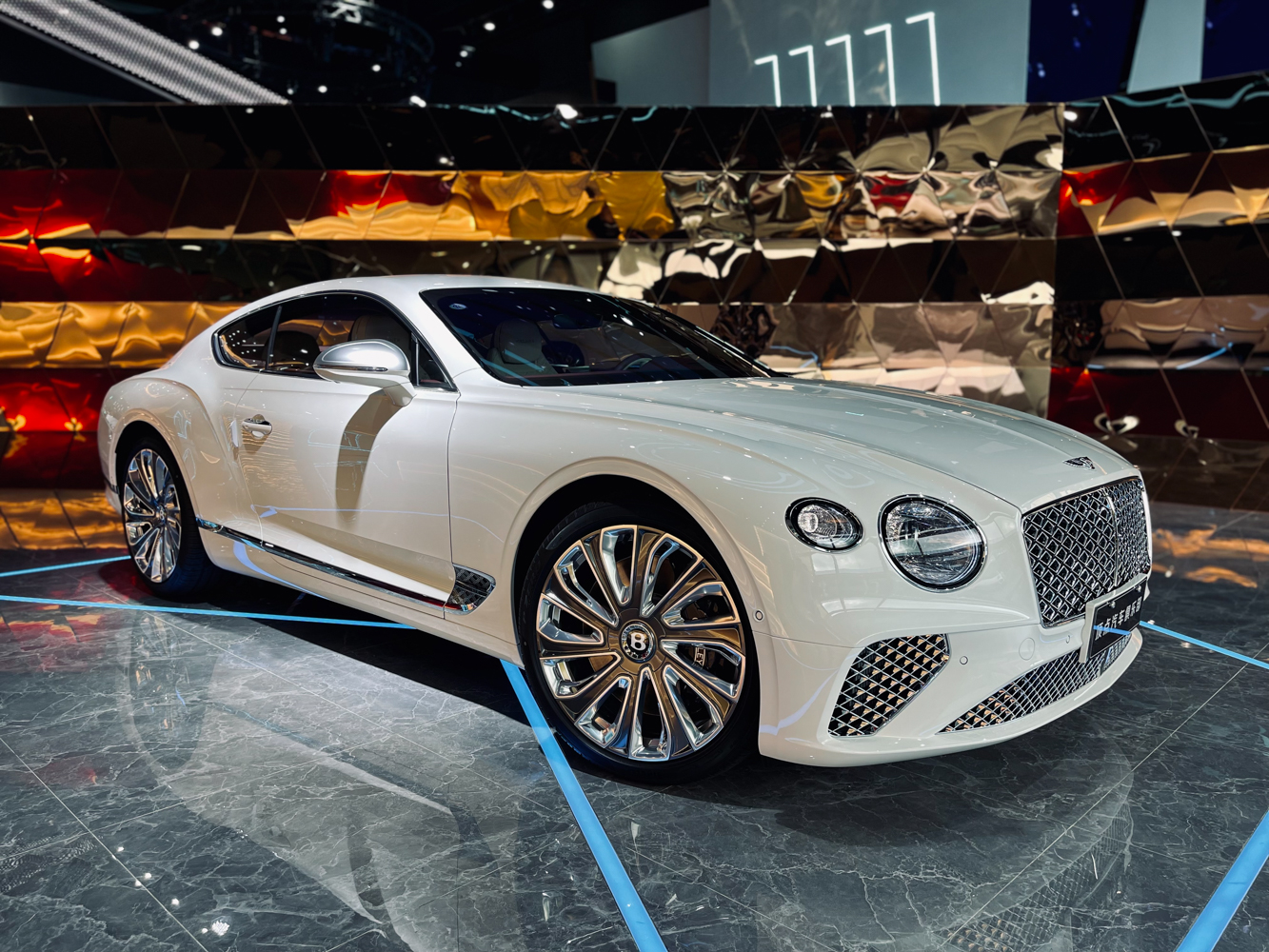 宾利欧陆 GT 荣获 AUTO MOTOR UND SPORT 读者评选的 2022 年“最佳汽车