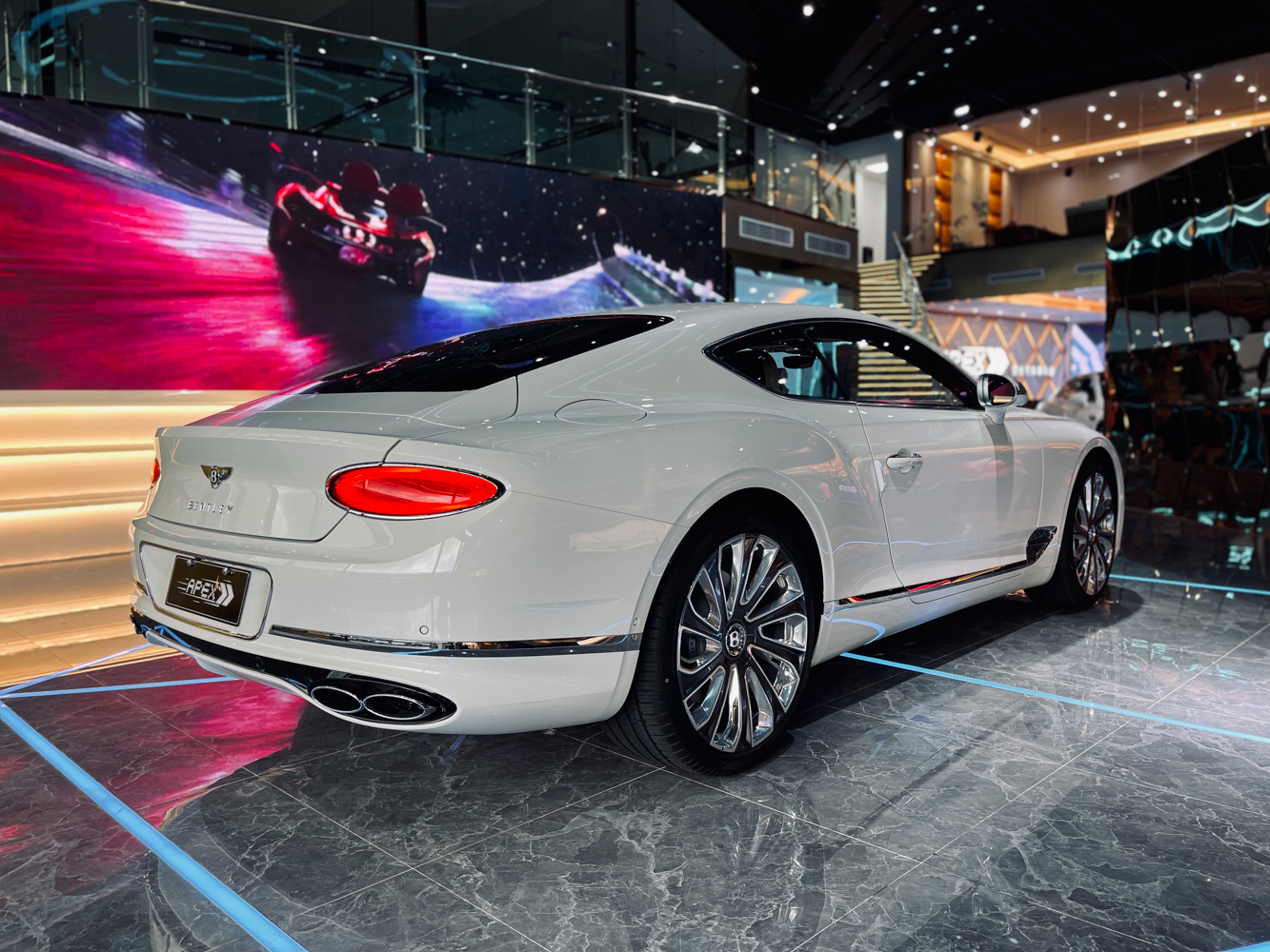 宾利欧陆 GT 荣获 AUTO MOTOR UND SPORT 读者评选的 2022 年“最佳汽车