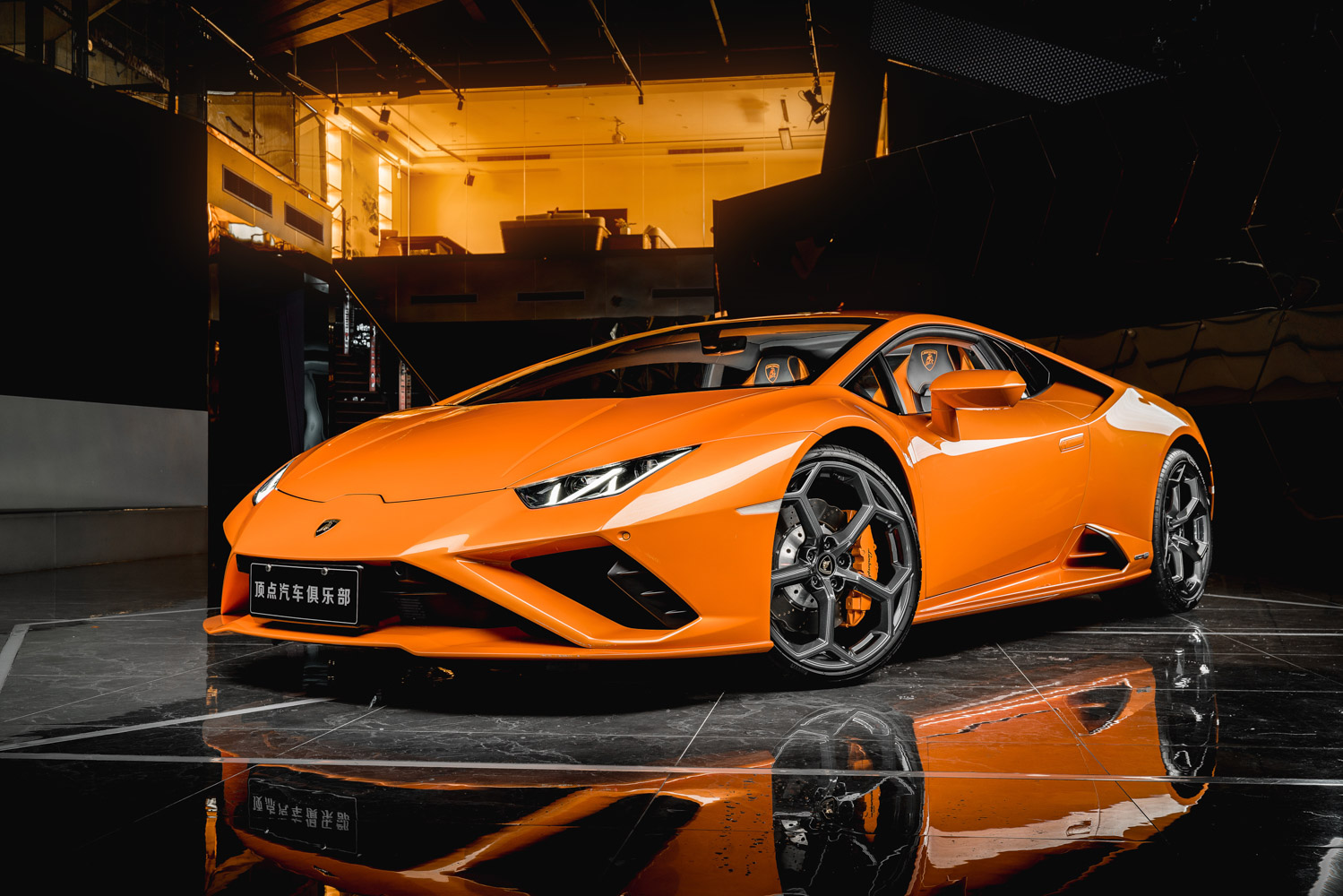 兰博基尼 Urus、Huracan STO 是去年品牌最受尊敬的车型之一